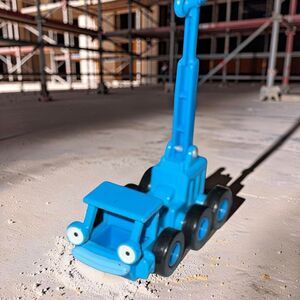 2004 Bob the Builder Bob The Builder Lofty The Blue Diecast Crane Truck A52
